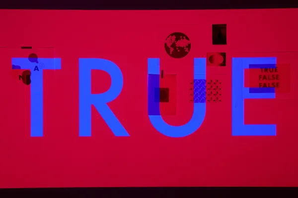 0D00FF