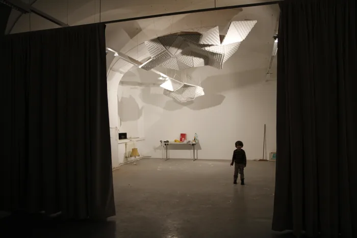Juliana Herrero, with the participation of: Pepa Bugueiro, Alin Cirstea, Franz Gruber, Ashley Holwell, Michael Mehling, David Palme and Nik Stutzle; *Acoustic Cloud*, Model 1:1, 2010