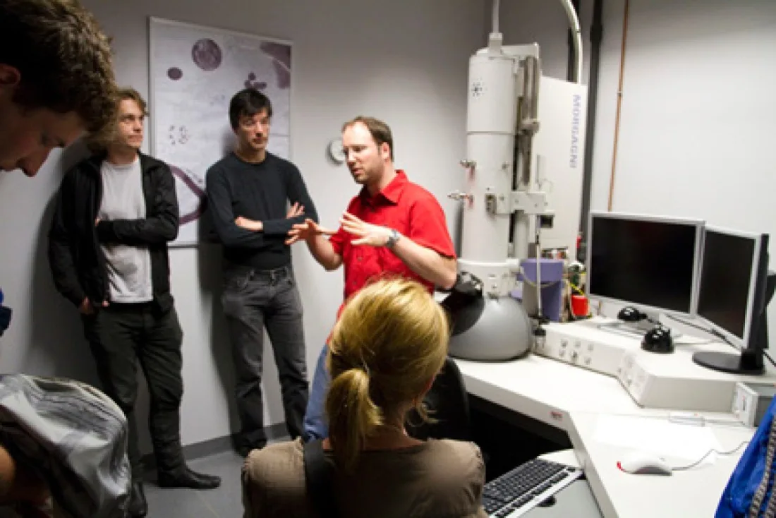 Excursion to the Institute of Molecular Biotechnology