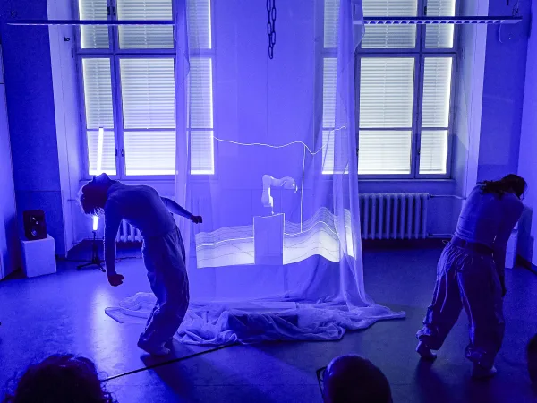 I think it was Nervous too: Moving with Robots