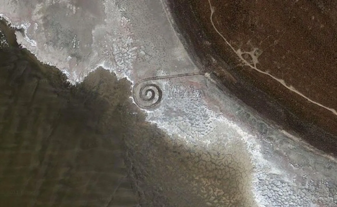 Land Art – Ecosystem experiments