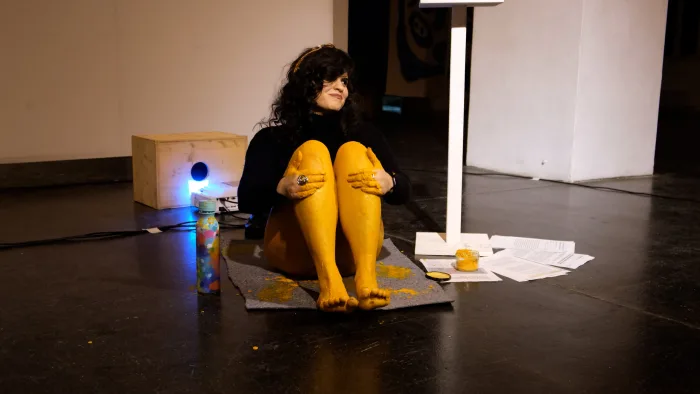 Mehrta Shirzadian, The Geography of Yellow Walls. Photo by Hanna Hofmann, 2026