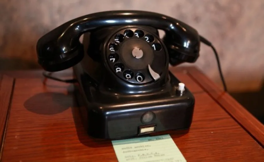 Sound of Extinct and/or Endangered Species of Technology