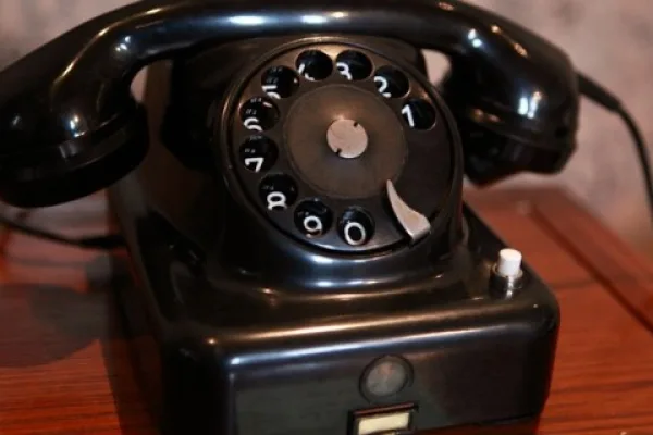Sound of Extinct and/or Endangered Species of Technology