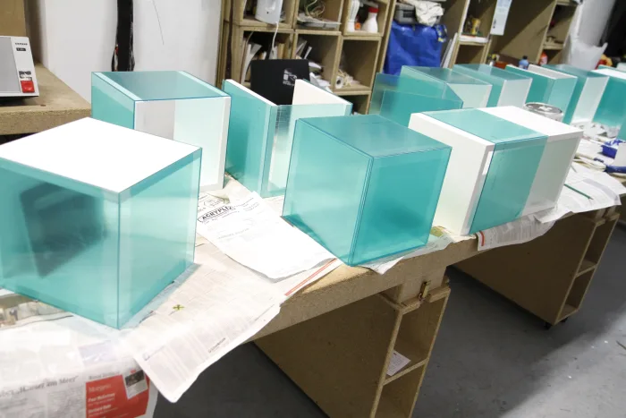 Producing the Essence, Art & Science studio. Photo © Juliana Herrero