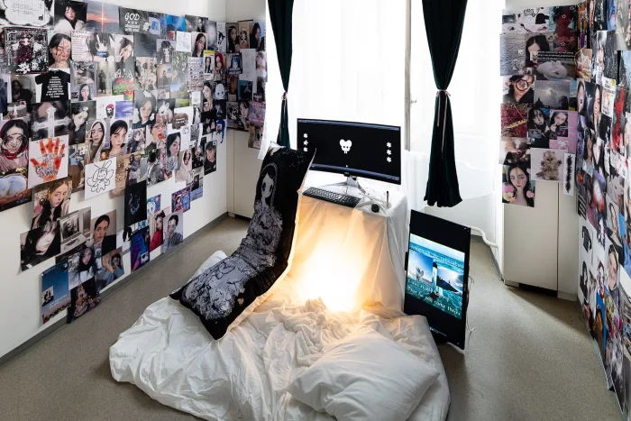 ｡ ﾟ•┈୨♡୧┈• ﾟ｡ Welcome to My Page, I Hope You Have Fun: Being a Girl Online ‧₊˚✩彡