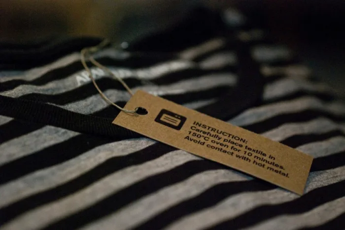 XMAS MARKET, in context of HUFAK Offspace, 16 December 2011 — Zahra Shahabi Sirjani